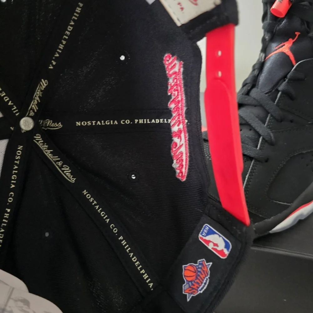 Jordan Speckled Gray and Black Box